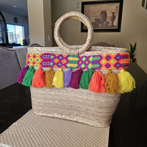 Colorful Woven Tote Bag with Tassels - Picture 2 of 6